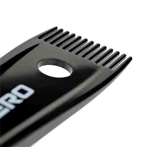 Black precision cutting comb with integrated guide and bubble level, fine and wide teeth