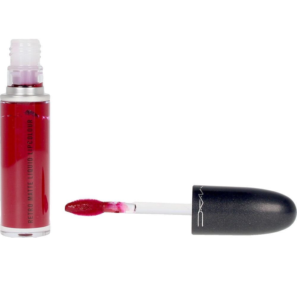 Matte liquid lip colour in warm rose shade with slim applicator, 5 ml