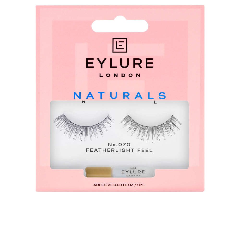 Single pair of handcrafted false eyelashes with compact latex‑free glue, shade 