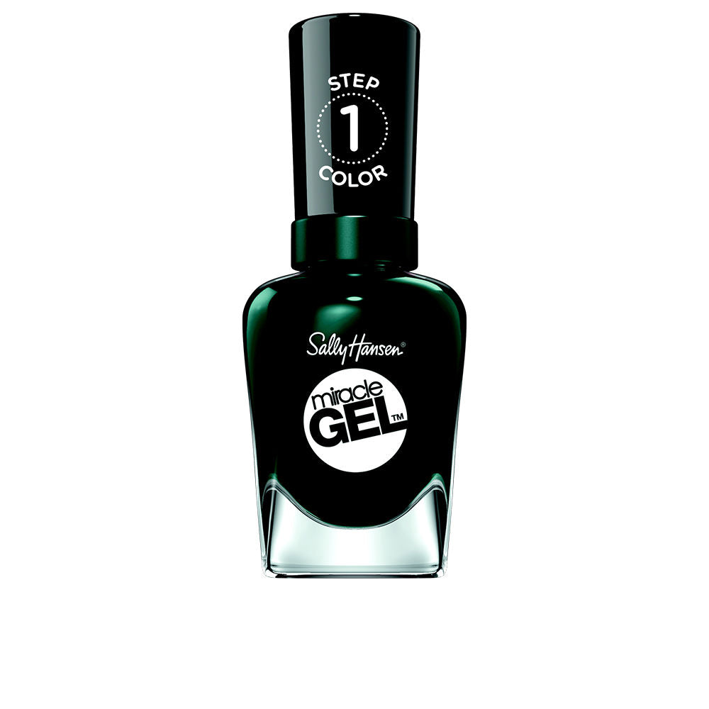 Bottle of 14.7 ml gel-finish nail polish, shade 676 Jealous Boyfriend