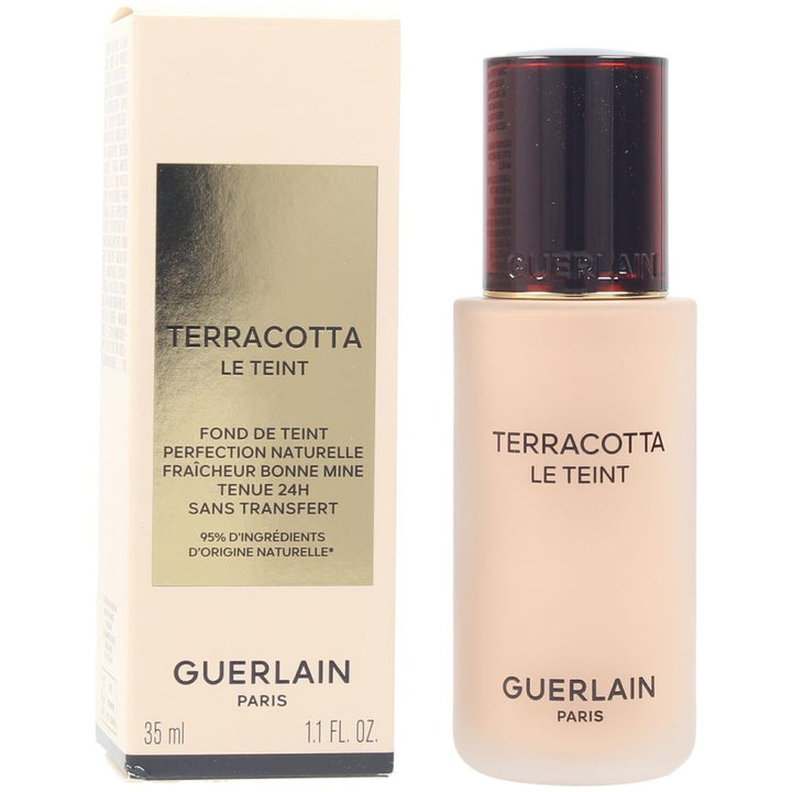 30 ml bottle of liquid foundation, shade 4W, dewy‑matt finish