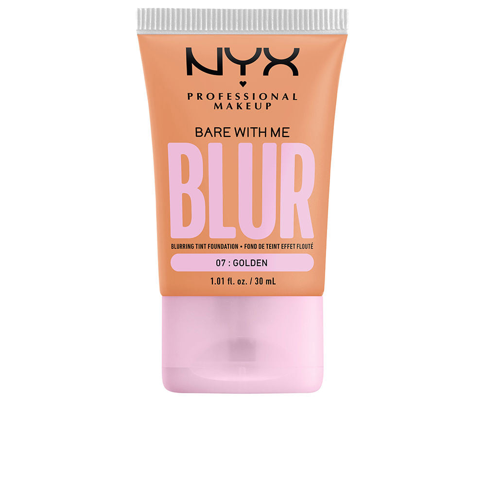 30 ml bottle of liquid foundation, shade 07 Golden, natural finish