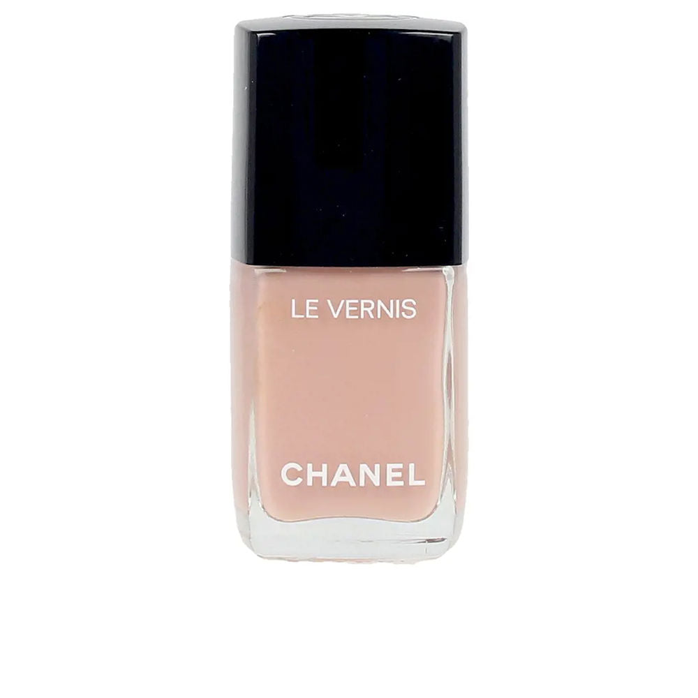 13 ml cream-finish nail lacquer in compact bottle, high-shine formula