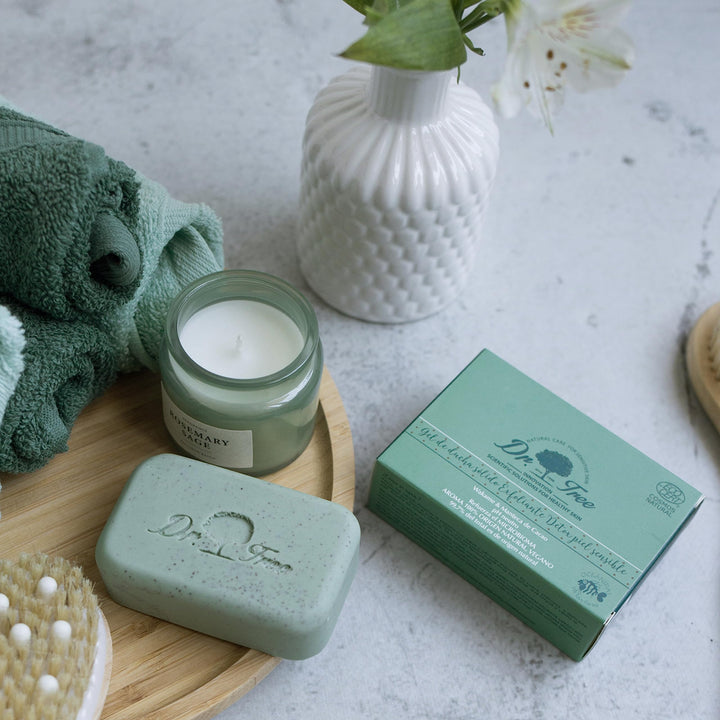 Compact set: solid shampoo bar and solid body gel in travel-ready pouch, Unisex
