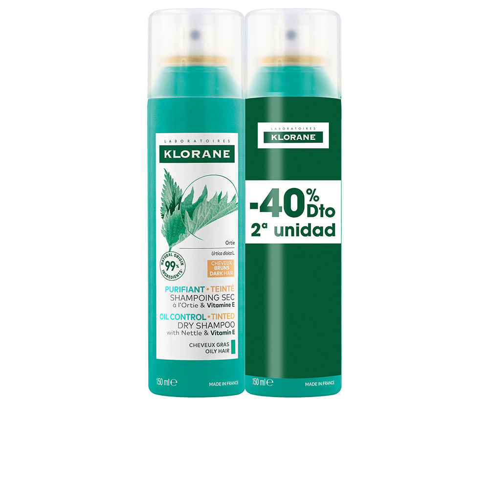 Clear bottle of plant extract shampoo for Unisex use, lightweight formula