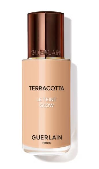 30 ml pump foundation bottle, light beige shade, luminous fluid finish, Unisex
