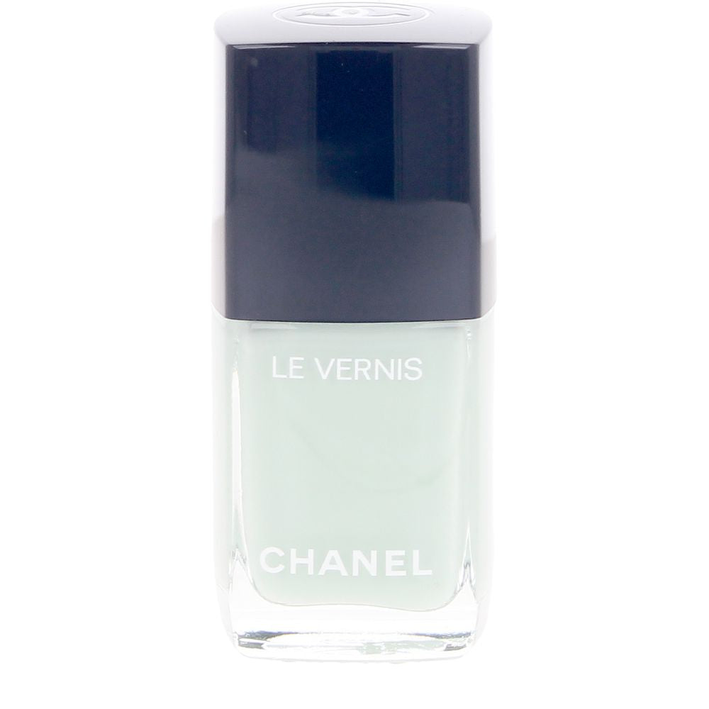 Small 13 ml green creme nail polish bottle with wide brush, high-gloss finish