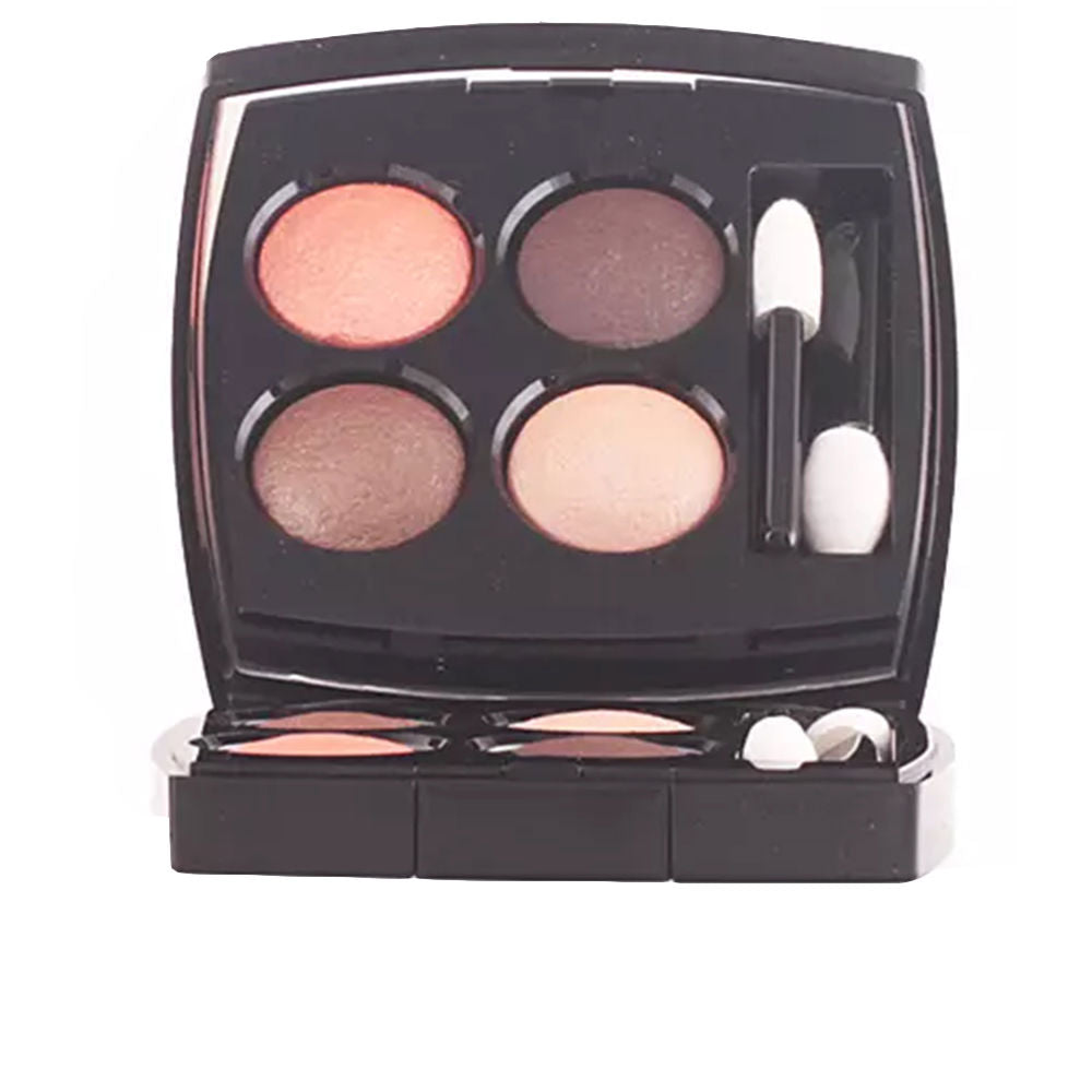 Compact four-shade eyeshadow palette, mixed matte and metallic finishes, 2 g