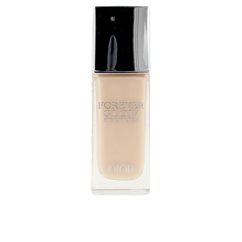 Pump bottle of lightweight luminous face fluid with pearlescent finish, 30ml