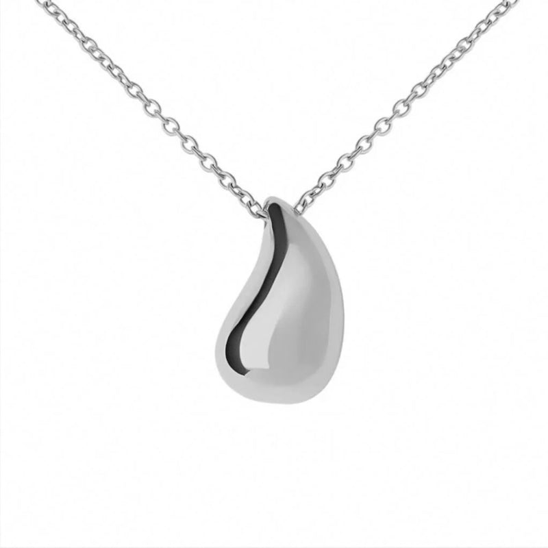 Stroili Silver Pendant Necklace: unisex silver pendant necklace on a fine chain, polished finish catching light